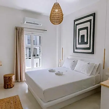 Hercules Luxury Living 4*