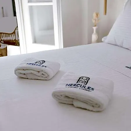 Hercules Luxury Living Ξενοδοχείο με διαμερίσματα 4*