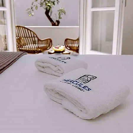 Hercules Luxury Living Ξενοδοχείο με διαμερίσματα